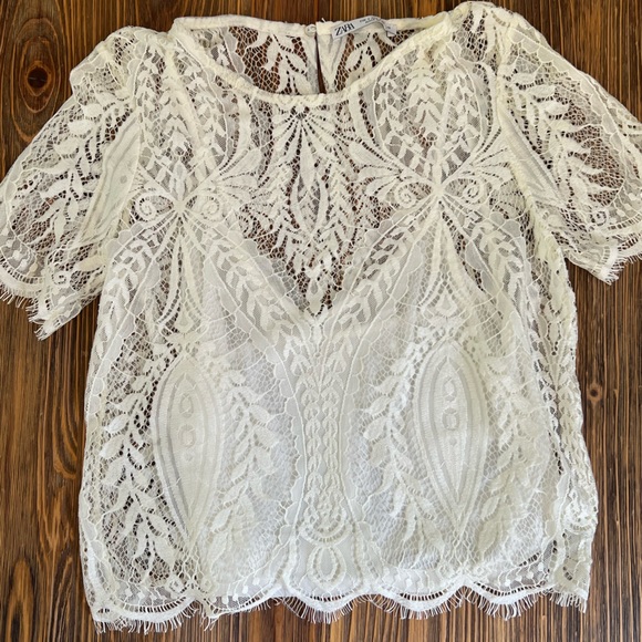 Zara Tops - Zara ivory lace top with matching camisole tank size small